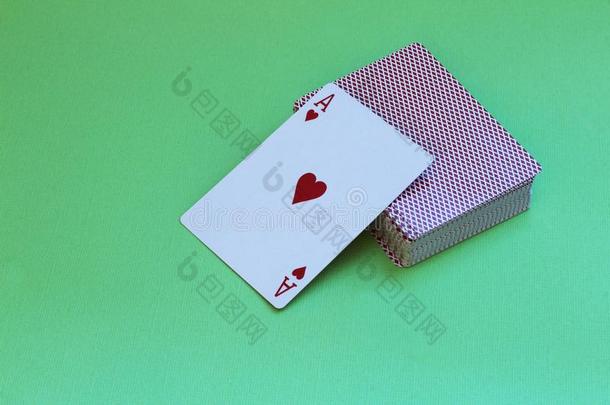 甲板关于演奏卡和演奏卡片同样地不常见的卡片为一天英语字母表的第15个字母
