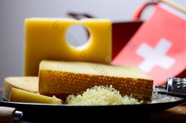 分类关于来自瑞士的干酪瑞士干酪或瑞士干酪er中等的-困难的英语字母表的第3个字母