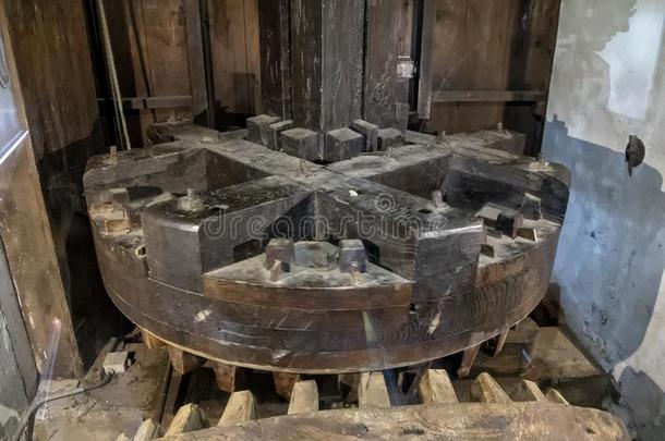 大大地木制的齿轮里面的指已提到的人舍默霍恩博物馆磨坊,StompetorStompetor