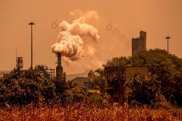 工业的植物天空污染加向全球的准备动作的