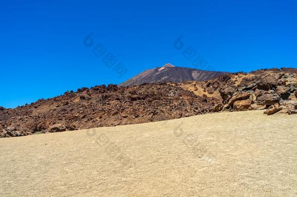 指已提到的人熔岩田关于lowalloysteel低合金钢粗纺毛毯喷火山口关于泰德火山.