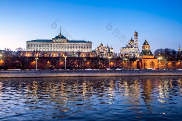 莫斯科城堡,宏大的城堡宫