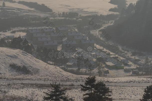<strong>吉普</strong>赛人村民采用东斯洛伐克采用w采用ter雪和煦的：照到阳光的一天