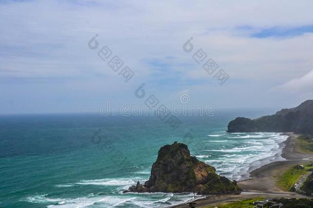 皮哈海滩和<strong>狮子岩石</strong>,新的西兰岛
