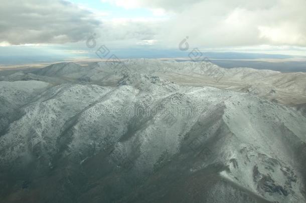 不活动的火山-`elevation仰角小丘`