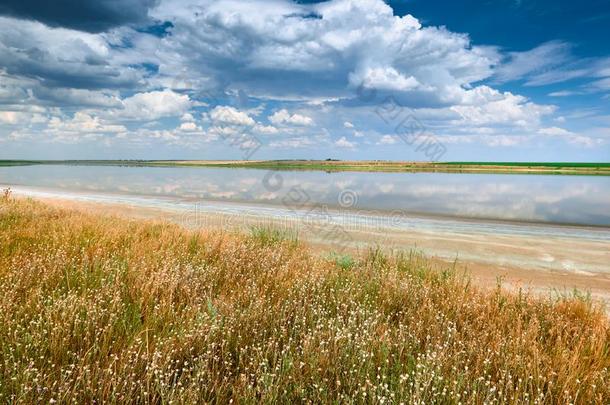 美丽的夏风景-<strong>碧海</strong>情缘,湖和美丽的天