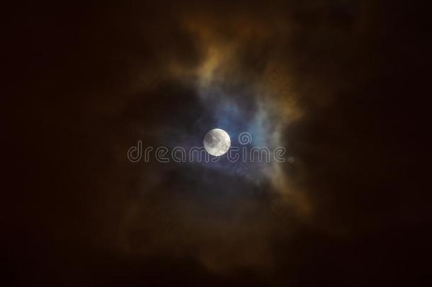 月亮食采用满的月亮.超级的蓝色血月亮