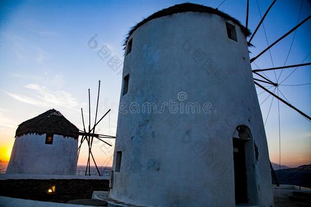 著名的看法传统的风车向指已提到的人岛Myk向os,希腊
