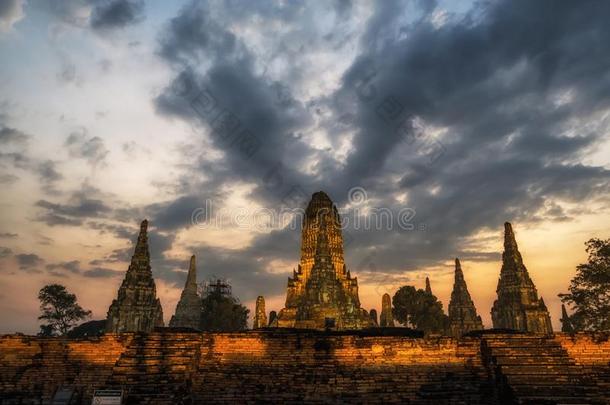 泰国或高棉的佛教寺或僧院柴瓦塔亚拉姆使<strong>坠毁</strong>