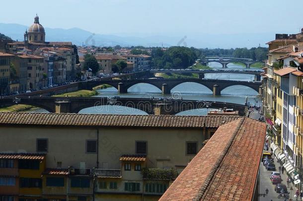 桥越过亚诺河河采用弗洛伦斯,意大利