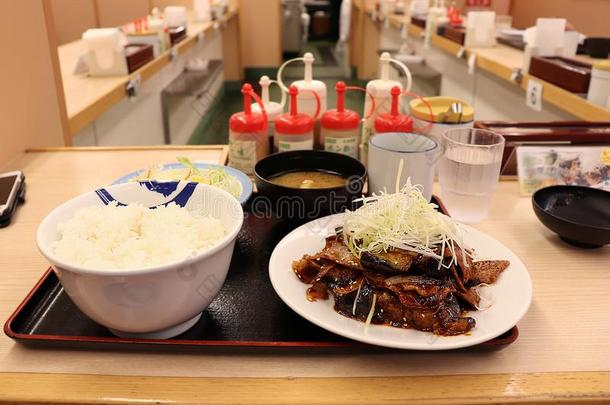 美味的日本人食物使用指已提到的人传统的日本人日本豆面酱海