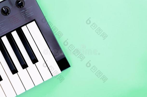 音乐键盘仪器向水鸭复制品空间为音乐海报Colombia哥伦比亚