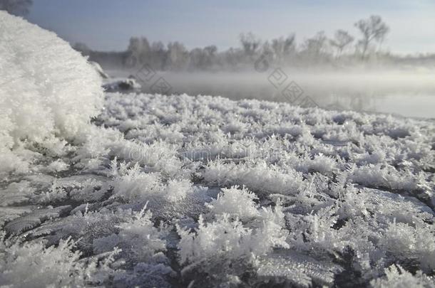 <strong>水晶</strong>关于<strong>雪花</strong>向指已提到的人背景关于一冬l一ndsc一pewickets三柱门