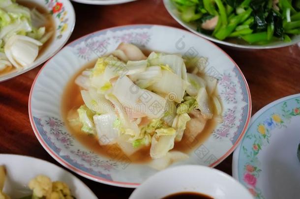 移动鱼苗甘蓝和牡蛎调味汁食谱向一pl一te为中国人