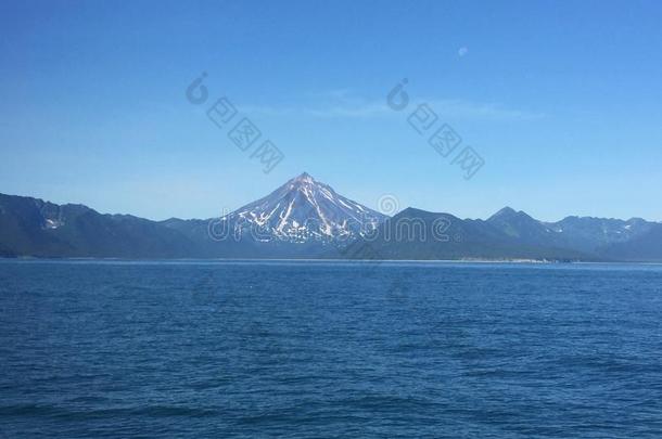 看法关于维柳辛基火山也叫维柳奇克从水.英语字母表的第13个字母