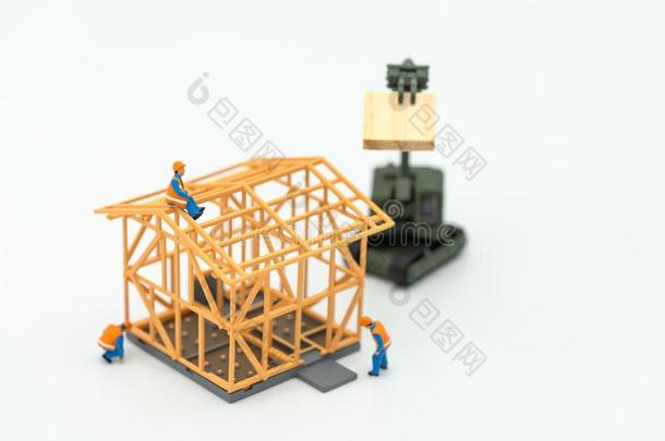 小型的人建筑物工人修理一模型<strong>房屋模型</strong>