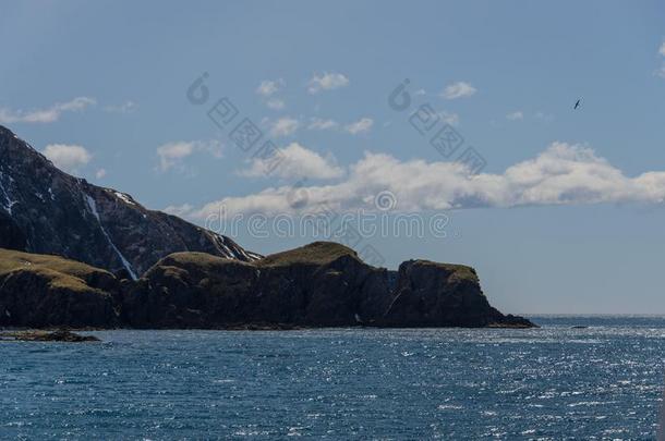 美丽的南极的风景和冰山和山