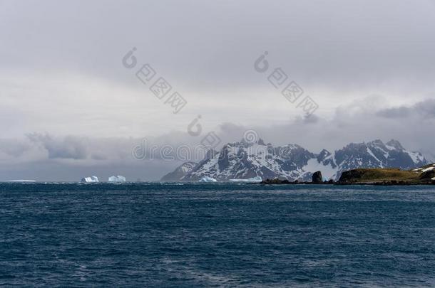 美丽的<strong>南极</strong>的<strong>风景</strong>和冰山和山