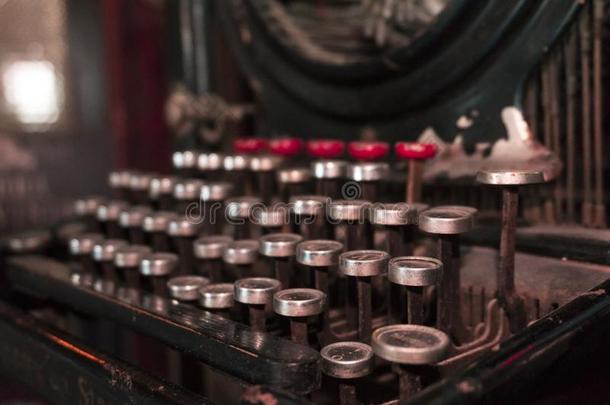 古老的打字机.酿酒的打字机机器