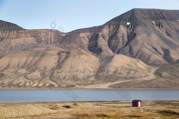 指已提到的人龙年河Argentina阿根廷LongyeArgentina阿根廷byen,SvalbArgentina阿根廷d