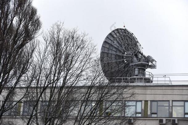 大大地卫星盘向指已提到的人屋顶关于指已提到的人建筑物