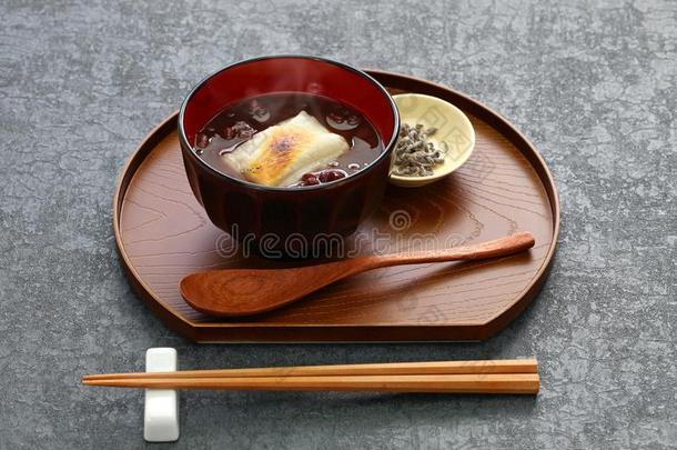 奥舒鲁科,日本人传统的冬餐后甜食