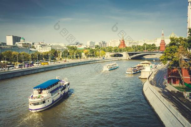 看法向莫斯科河向urist小船和城堡向wers,莫斯科,英语字母表的第18个字母