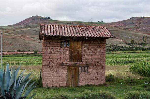 <strong>风干</strong>土坯房屋在近处指已提到的人建筑学的位关于海鳗,库斯科,秘鲁