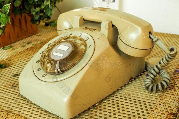 老的电话稀有,古玩