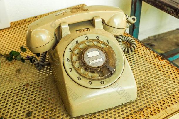 老的电话稀有,古玩