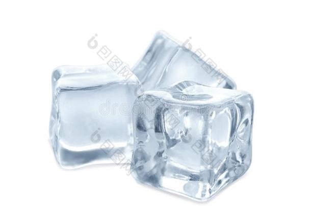 结晶清楚的冰立方形的东西