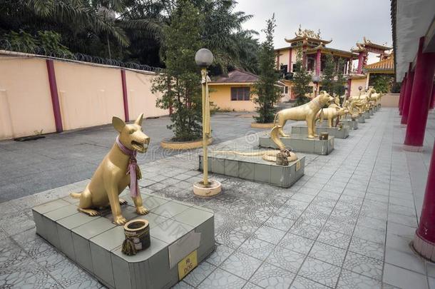 12动物黄道带雕像在看见抵押日元,孔子庙,Switzerland瑞士