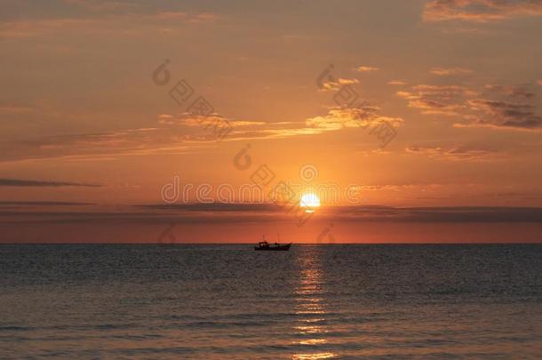 日落&小船-波罗的海的海-乌瑟多姆岛