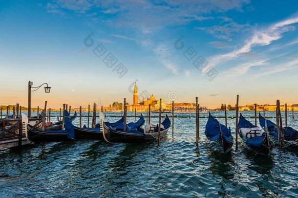 威尼斯全景画.全景的城市风光照片影像关于威尼斯,意大利