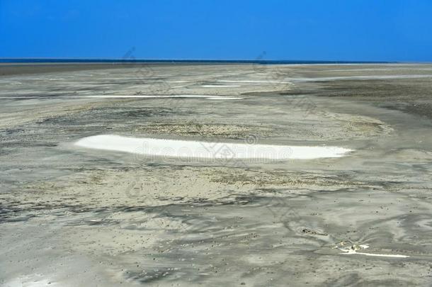 潮坪海沙合适的在旁<strong>边</strong>风和潮水的<strong>电流</strong>