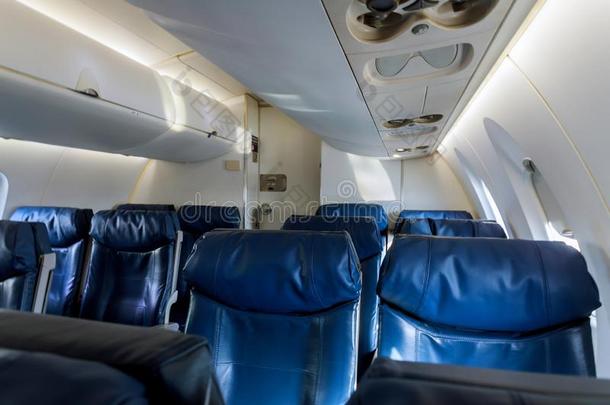 扶手椅采用乘客c一b采用,和安全腰带飞机席位一