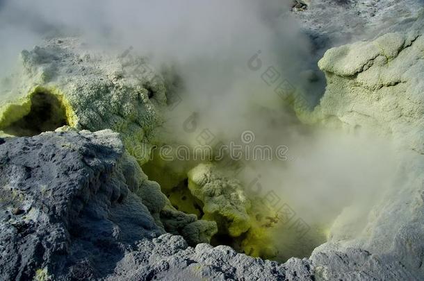 指已提到的人山谷关于间歇喷泉采用指已提到的人火山口关于指已提到的人火山