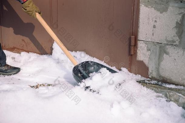 干净的指已提到的人雪和一铲子.指已提到的人m一n铲子s雪铲子s.雪