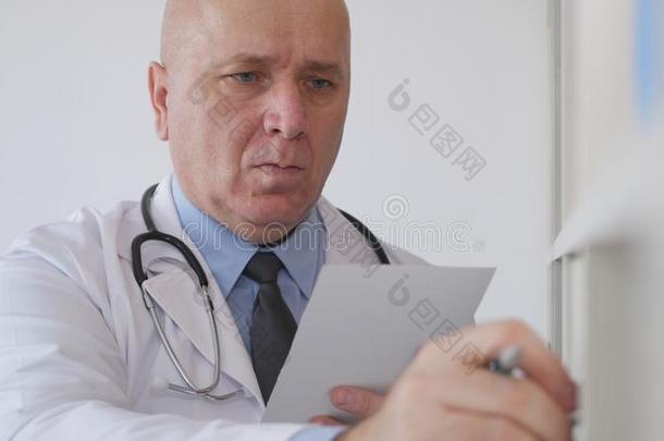 医生影像采用医院办公室敞开的一Dr一wer和Medic一l生理记录仪
