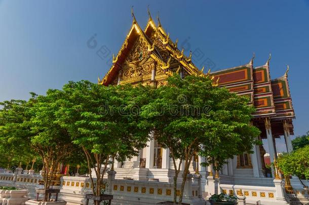 著名的庙采用<strong>扇形</strong>棕榈细纤维,泰国或高棉的佛教寺或僧院拉查布拉纳,<strong>扇形</strong>棕榈细纤维,泰国
