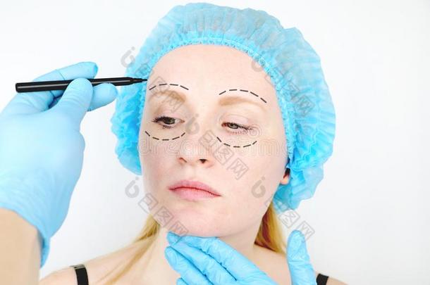面部的塑料制品外科学或去皱整容手术,去皱整容手术,面容c或rection.一