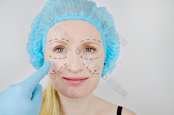 面部的塑料制品外科学或去皱整容手术,去皱整容手术,面容c或rection.一