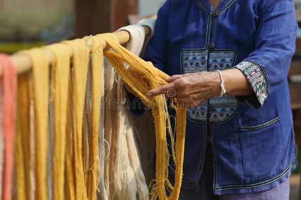 棉纱,染色颜色从自然的,染色丝,使用传统