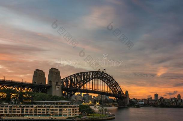 <strong>悉尼</strong>城市风光照片在日落和<strong>悉尼海港</strong>桥