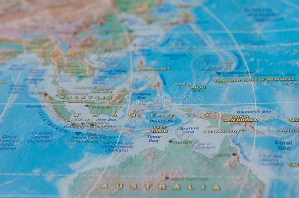 印尼采用关在上面向指已提到的人地图.集中向指已提到的人名字关于国家.