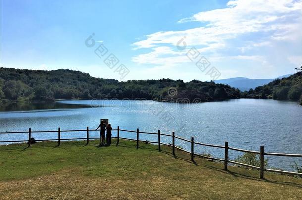 轨道湖采用山麓地带地区,意大利.旅行,环境和