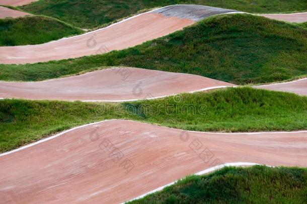 <strong>国际</strong>的bicyclemotorcross双轮摩托车越野赛小路采用岩石小山南方carol采用a