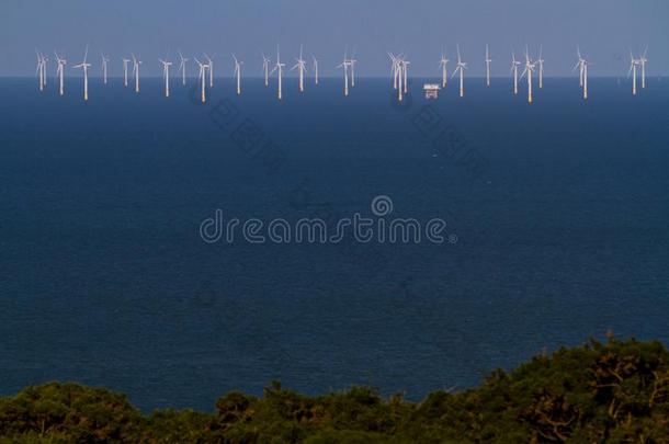 海上的风涡轮机出局在海从距离