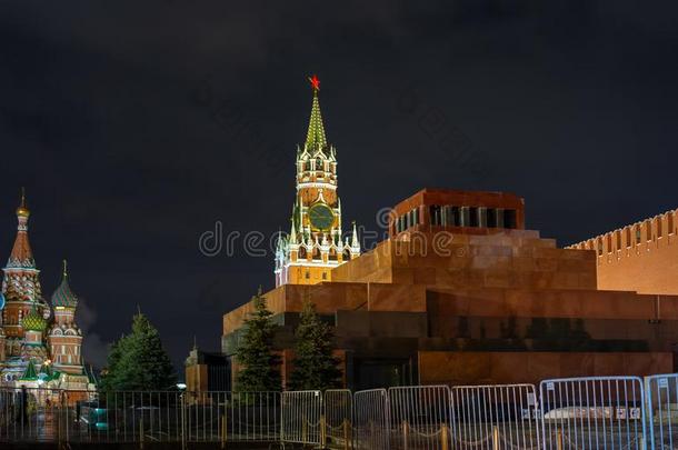 一看法关于指已提到的人城堡,列宁陵墓.城市指已提到的人莫斯科.