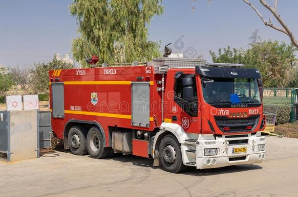 以色列火和营救公共事业机构货车